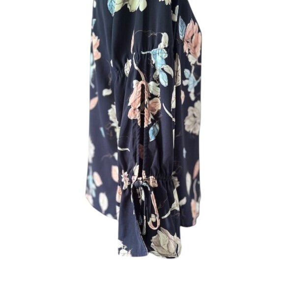 Anthropologie Skies are Blue Navy Boho Peasant Floral Print Bell Sleeves Top Sm - Picture 3 of 11